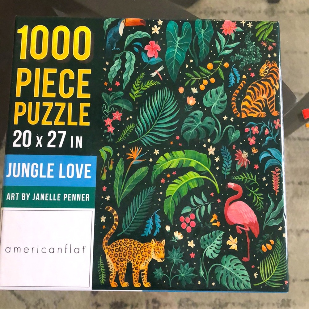 American Flat 1000 pc Jungle Love puzzle
